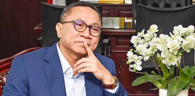 Zulkifli Hasan Jadi Nama Terakhir Mendaftar Calon Ketua Umum PAN