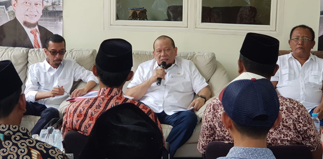 Reses Ke Madura, Ketua DPD LaNyalla Dengarkan Keluh Kesah Petambak Garam