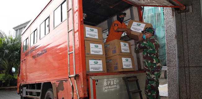 Pemerintah Tidak Sendirian, Kadin Dan Tzu Chi Kembali Serahkan Bantuan Alkes