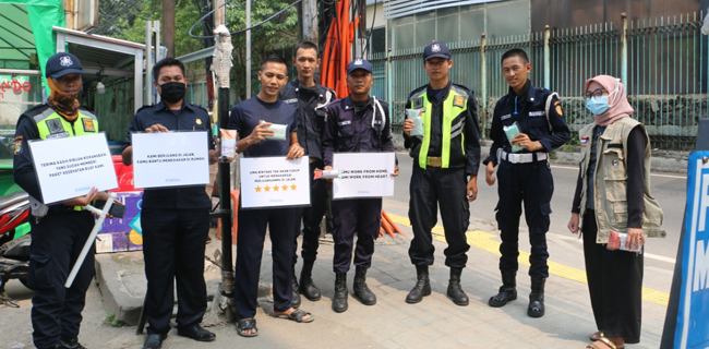 Komunitas TurunTangan Jakarta Peduli Terhadap Pekerja Informal Dan Tenaga Kesehatan