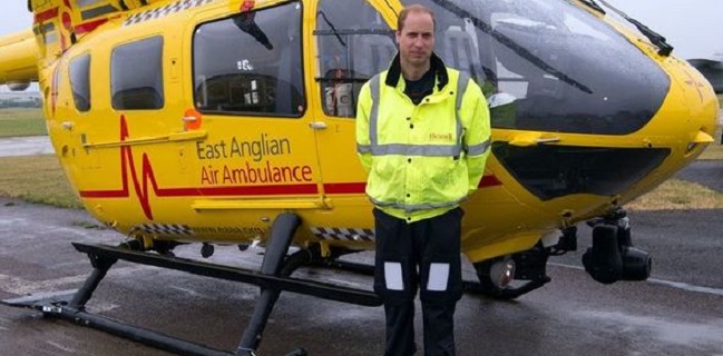 Menjadi Keluarga Kerajaan Inggris Yang Diandalkan, Pangeran William Mengaku Ingin Kembali Jadi Pilot Ambulans