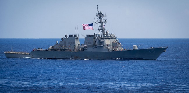 Setelah Provokasi China, Kapal Perusak Rudal AS Berlayar Lintasi Selat Taiwan