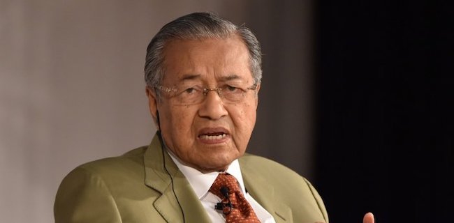 Mahathir Mohamad Bersumpah Akan Rebut Kursi PM, Jika Muhyiddin Yassin Tidak Bekerja Dengan Benar