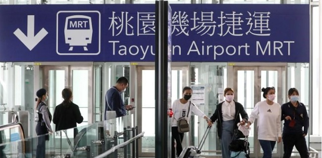 Stop Penularan Virus Corona, Taiwan Larang Penumpang Pesawat Untuk Transit
