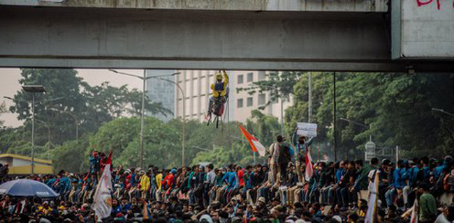 Rabu Lusa, BEM SI Serukan Aksi 'Tolak Omnibus Law' Di Depan Gedung DPR