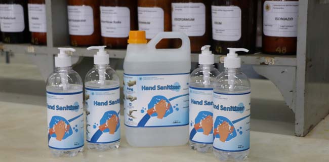 UGM Produksi <i>Hand Sanitizer</i> Untuk Cukupi Kebutuhan Universitas