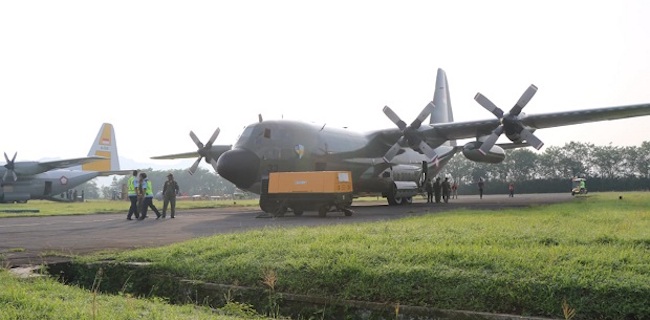 Panglima TNI Berangkatkan Hercules C130 Ambil Alkes Covid-19 Di Shanghai