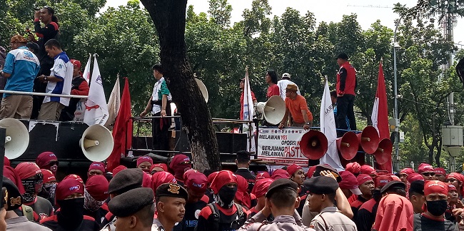 Tolak Omnibus Law RUU Ciptaker, Buruh Jakarta Sambangi Kantor Anies Baswedan