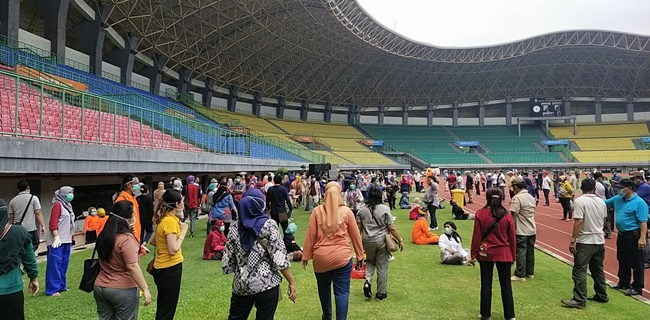 Pengamat: Pak Presiden Harus Tindak Tegas Ridwan Kamil Yang Gagal Paham Kumpulkan Massa Di Stadion