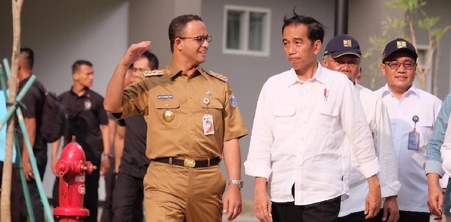 Jokowi Sentil Anies, Pengamat: Andai Pusat Tidak Gamang Dan <i>Nyeleneh</i>, Tentu Antrean Di Halte Busway Tidak Terjadi