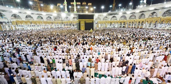 Arab Saudi Izinkan Shalat Tarawih Di Dua Masjid Suci Tapi Tetap Tangguhkan  Masuknya Peziarah