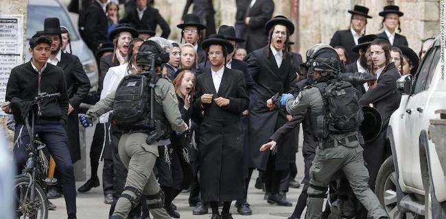 Kelompok Yahudi Ultra Orthodox Menolak Pembatasan Karena Covid-19