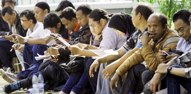 Prediksi CORE: Pengangguran Akibat Covid-19 Di Indonesia Bisa Bertambah Hingga 9 Juta Orang