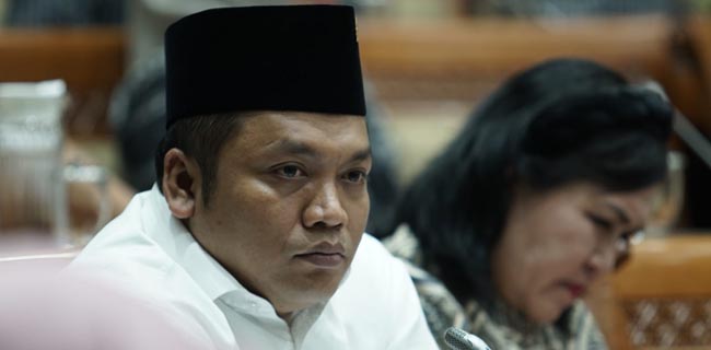 Mundur Dari Stafsus Jokowi, Gus Nabil PDIP: Kasus Dugaan Maladministrasi Andi Taufan Harus Diinvestigasi