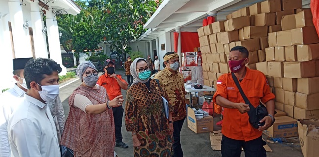 Kunjungi Gugus Tugas Covid-19 Jawa Timur, DPR: APD Sudah Disebar Merata