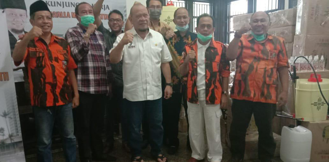 Bantu Pemerintah, Pemuda Pancasila Jatim Bagikan Disinfektan Ke 38 Kota/Kabupaten