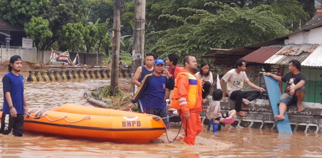 Hujan Tiga Jam, Cilegon Dilanda Banjir Setinggi Dua Meter