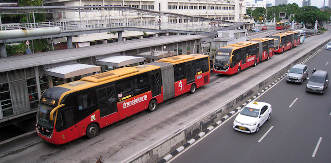 Bus Transjakarta Tetap Beroperasi Saat Lebaran, Tapi Dibatasi
