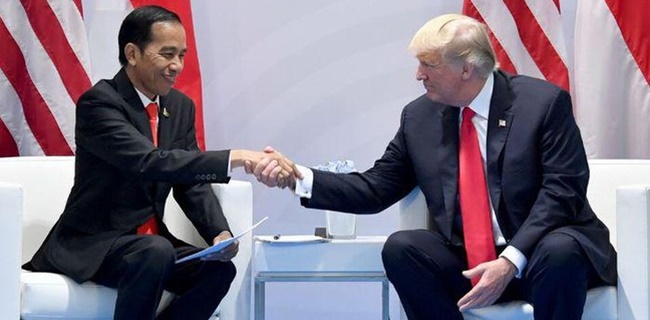 Trump Dianggap Tak Mampu Tangani Covid-19, Sekarang Giliran <i>Leadership</i> Jokowi Yang Diuji