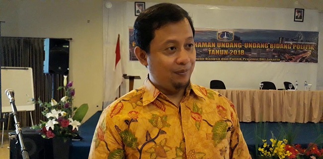 Pembatasan Lalulintas Manusia Di PSBB Mirip <i>Lockdown</i>, Ubedilah Badrun: Itu Akal-akalan Pemerintahan Jokowi