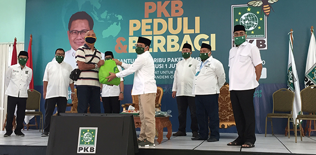PKB Sebar 300 Ribu Paket Sembako dan Satu Juta Masker Untuk Warga Terdampak Covid-19
