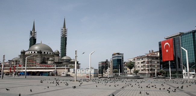 Bendung Penyebaran Virus, Turki Berlakukan <i>Lockdown</i> Selama Idul Fitri