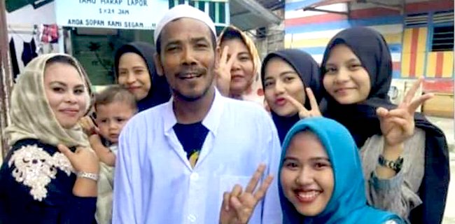 Prank Motor Jokowi, M. Nuh Kini Jadi Idola Di Kampungnya