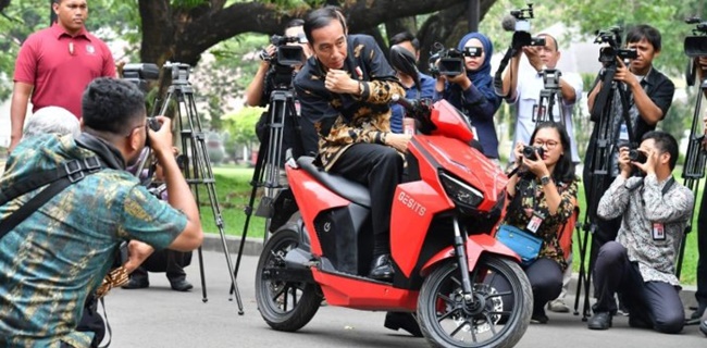 Polisi Tangkap Pemenang Lelang Motor Listrik Presiden Jokowi
