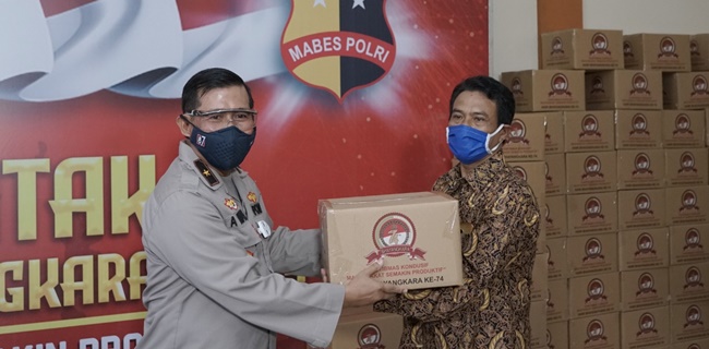 Polri Bagikan 3.200 Paket Sembako Untuk Orang Dengan Gangguan Jiwa