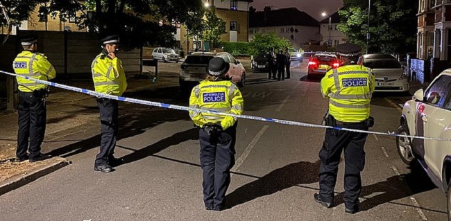 Penembakan Misterius Terjadi Di London, Empat Orang Terluka