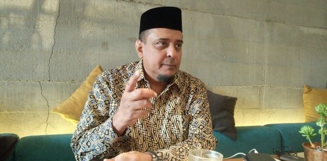 Ketua GNPF Curiga Ada Penyusup Yang Sengaja Bakar Bendera PDIP