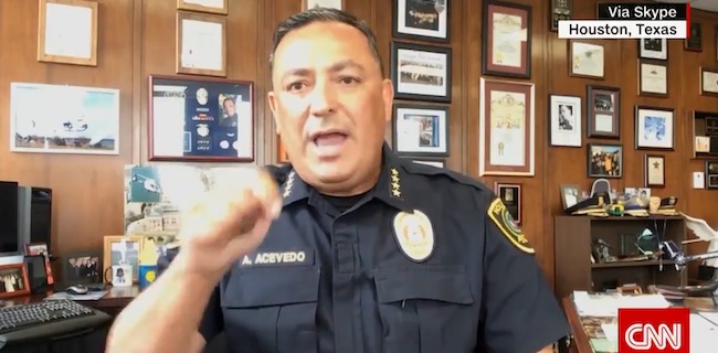 Berani, Kepala Polisi Di Texas Minta Presiden Trump Tutup Mulut Bila Tak Punya Komentar Yang Konstruktif