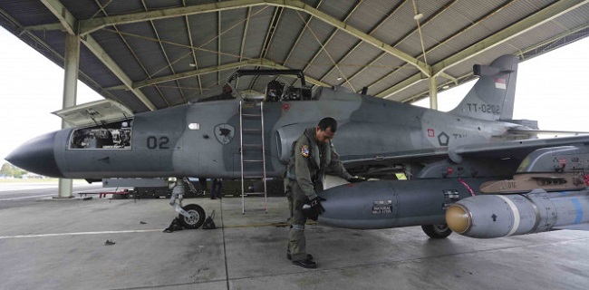 Pesawat Hawk 200 Milik TNI AU Jatuh Di Riau