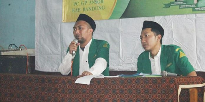 Nilai Kepgub Tidak Wajar, GP Ansor Ajak Ridwan Kamil Kembali Kunjungi Pesantren