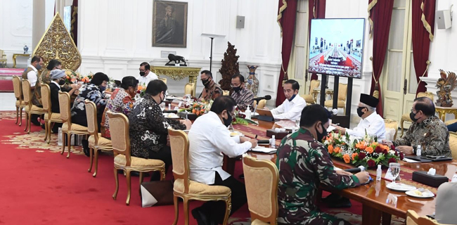 Di Tengah Kesibukan Hadapi Corona, Jokowi Instruksikan Pencegahan Karhutla Menjelang Kemarau