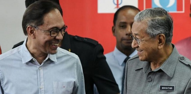 Berpaling Dari Anwar Ibrahim, Mahathir Mohamad Dukung Shafie Apdal Jadi PM Malaysia