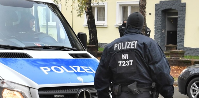 Ancam Serang Kaum Muslim Seorang Pria Ekstrimis Diringkus Polisi Jerman