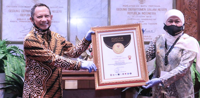 Jawa Timur Raih Dua Penghargaan Lomba Inovasi <i>New Normal Life</i> Dari Kemendagri
