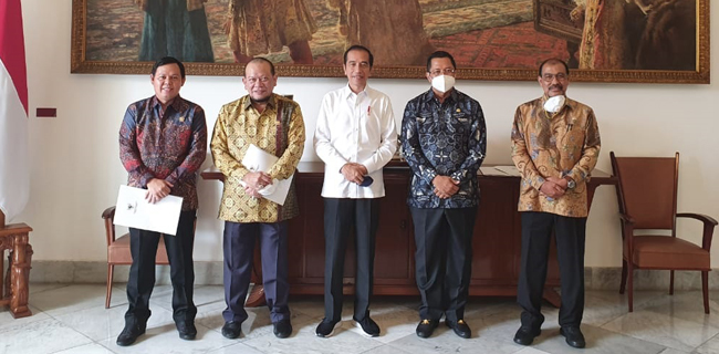 Terima Pimpinan DPD, Presiden Jokowi Setuju Percepatan Peningkatan Status 9 IAIN Jadi UIN