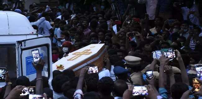 Ketika Pelindung Menjadi Penindas, Ayah Dan Anak Tewas Dianiaya Polisi India Hanya Gara-gara Langgar Aturan Jam Malam