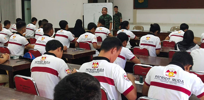 Konsultasi Cara Belajar <i>New Normal</i>, CEO Bimbel Patriot Muda Training Center Sambangi Kemendikbud