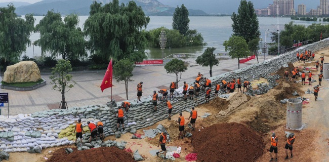 China Ledakkan Bendungan Chuhe, 1,8 Juta Orang Dievakuasi
