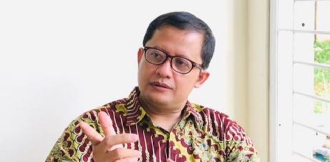 Ubedilah Badrun: Menteri Hanya Ikuti Arahan, Yang Seharusnya Ganti Channel Jokowi