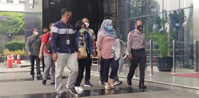 OTT Bupati Kutai Timur, 5 Orang Yang Ditangkap Di Samarinda Tiba Di Gedung KPK