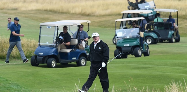 Media Terus Kritik Latihan Golfnya, Trump Murka: Obama Bermain Lebih Banyak Dan Lebih Lama