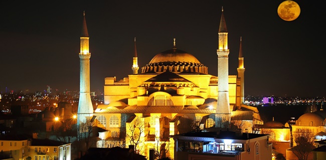 Mengapa Pemerintah Dan Rakyat Yunani Paling Keras Menentang Kembalinya Hagia Sophia Menjadi Masjid<i>?</i>