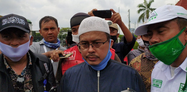 Dititipi Pesan Oleh HRS, Slamet Maarif: Jika Langgar UU, MPR Harus Makzulkan Jokowi