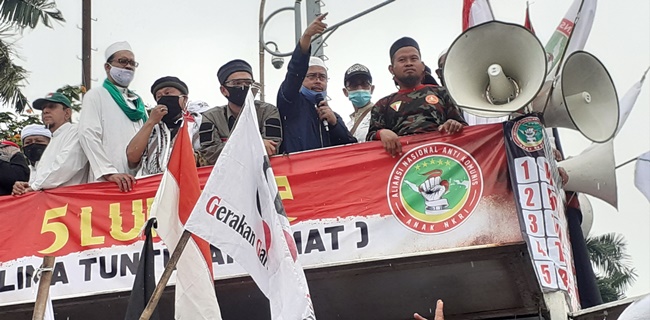 Pengamat: Tuntutan Pemakzulan Presiden Berlebihan, Justru Makin Menguatkan Jokowi Dan PDIP