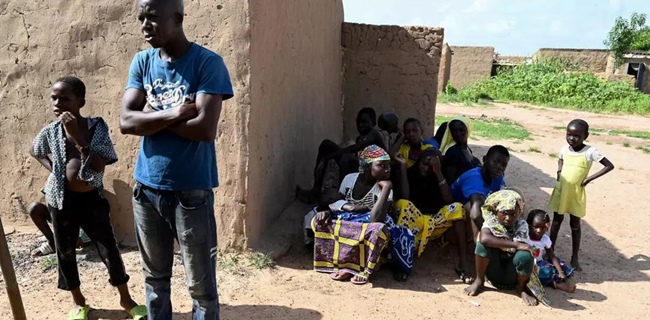 Diterpa Berbagai Krisis, Lebih Dari Satu Juta Penduduk Burkina Faso Menjadi Pengungsi