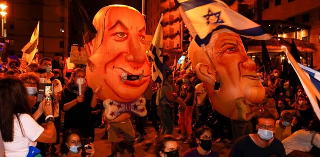 Satu Suara Tolak Netanyahu, Ribuan Warga Israel Penuhi Jalan-jalan Yerusalem
